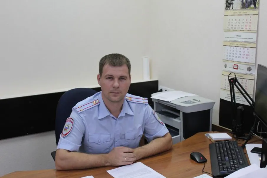 Кстовские полицейские провели телефонную линию на тему профилактики мошенничества и дистанционных преступлений в отношении несовершеннолетних