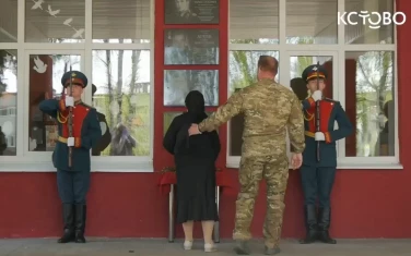 Открытие мемориальных досок на здании Чернухинской школы