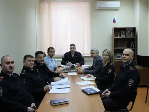 Трудоустройство в органы внутренних дел: кстовские полицейские ответили на вопросы граждан