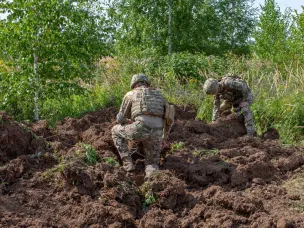 ТЯЖЕЛО В УЧЕНИИ - ЛЕГКО В БОЮ
